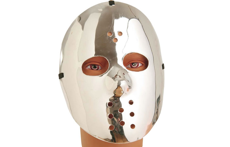 Mascara hockey plata  23 cm.